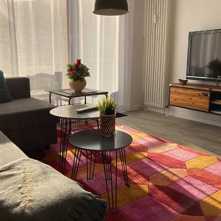 Living At Saarpartments -Adults Only- 2 Bedroom, Netflix - Business & Holiday Apartments For Long- And Short Term Stay, 3 Min To Train Station, Secure E-Bike Parking! ساربروكن المظهر الخارجي الصورة