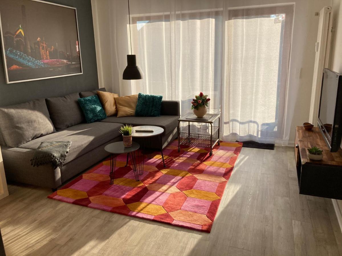 Living At Saarpartments -Adults Only- 2 Bedroom, Netflix - Business & Holiday Apartments For Long- And Short Term Stay, 3 Min To Train Station, Secure E-Bike Parking! ساربروكن المظهر الخارجي الصورة