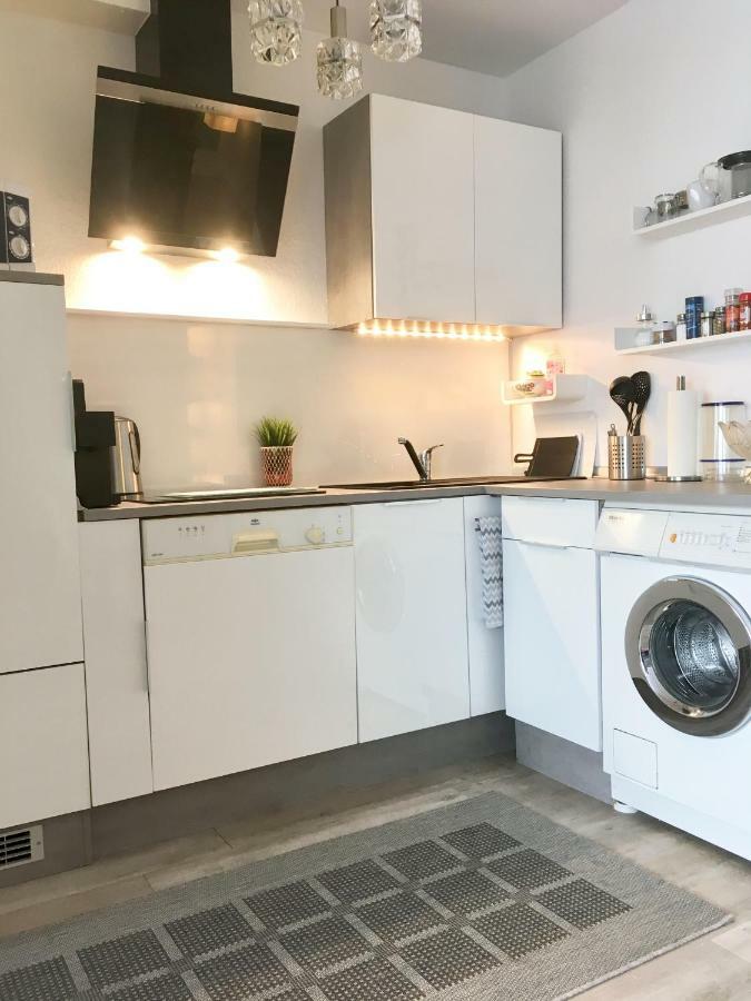 Living At Saarpartments -Adults Only- 2 Bedroom, Netflix - Business & Holiday Apartments For Long- And Short Term Stay, 3 Min To Train Station, Secure E-Bike Parking! ساربروكن المظهر الخارجي الصورة